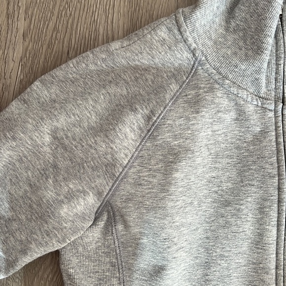 GAP up-down zipper w wrist finger holes 4 pockets Raglan sleeves - Picture 8 of 13